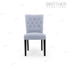 Moderner Stuhl aus Stoff mit hoher Rückenlehne aus Stoff mit Knopf
